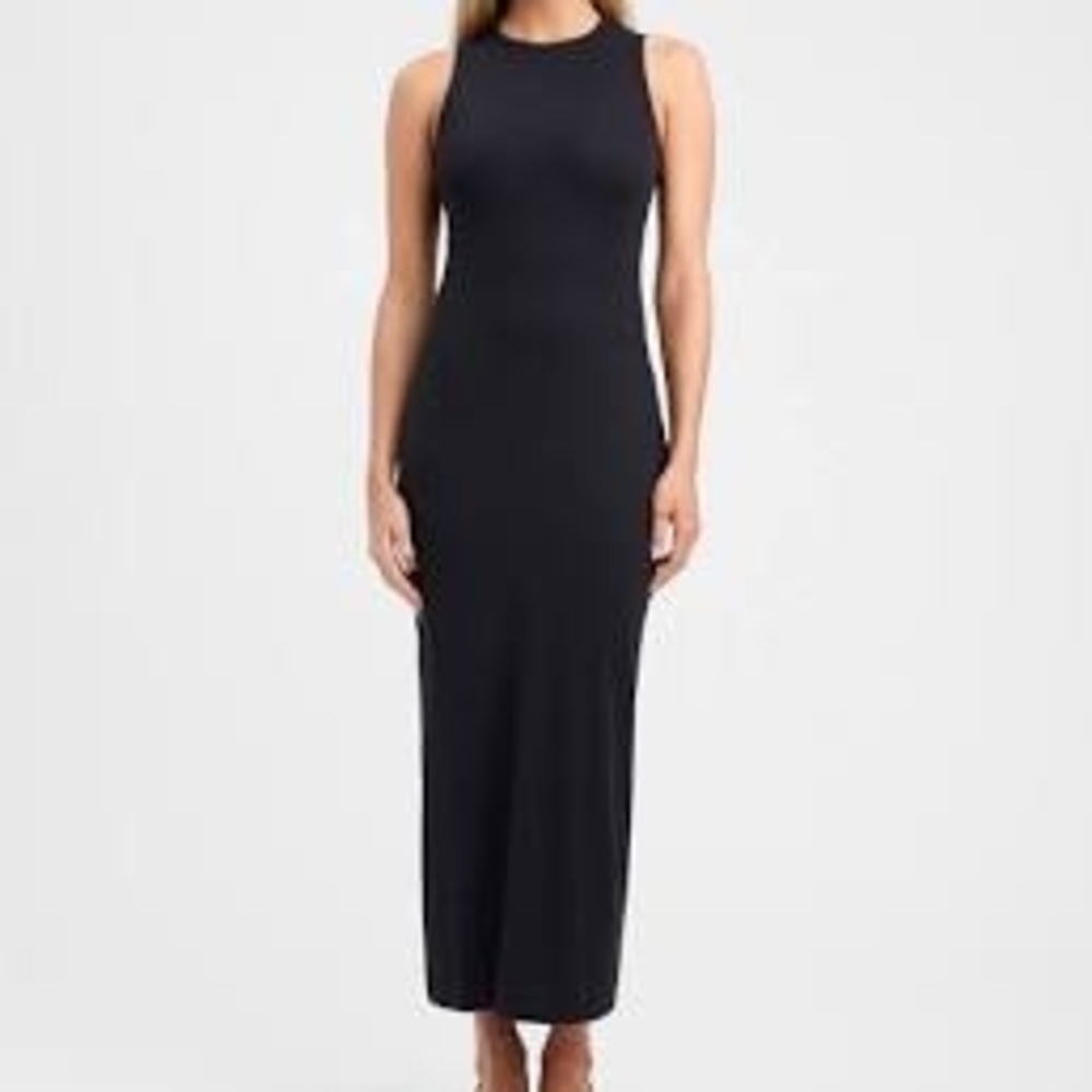 Elegant Black Sleeveless Dress